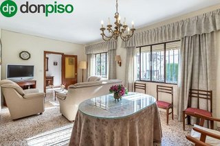 Chalet en venta en Cájar