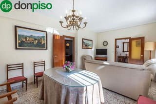 Chalet en venta en Cájar