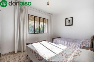Chalet en venta en Cájar