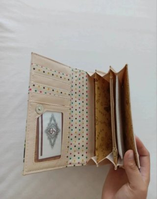 Cartera sin estrenar
