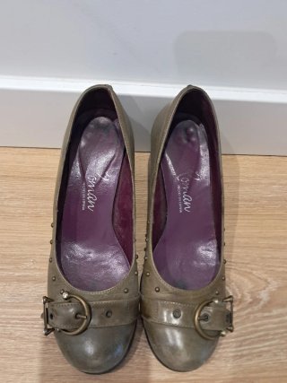 Zapatos de tacón ancho verdes