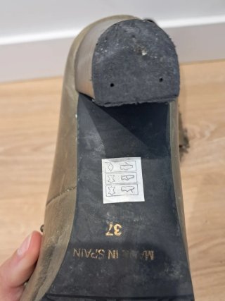 Zapatos de tacón ancho verdes