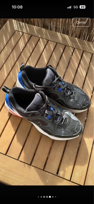 Nike M2K Tekno Talla 40 Negro/Azul/Rojo