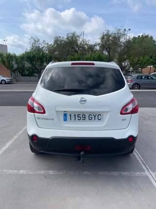 Nissan Qashqai+2 2010