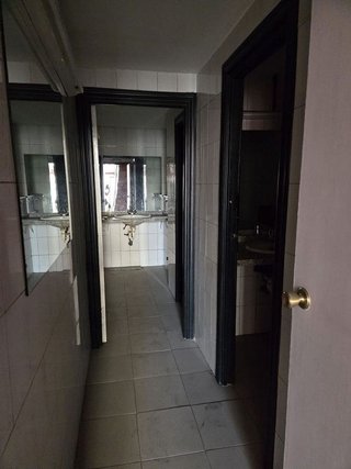 Local comercial en venta en Milán - Pumarín - Teatinos en Oviedo