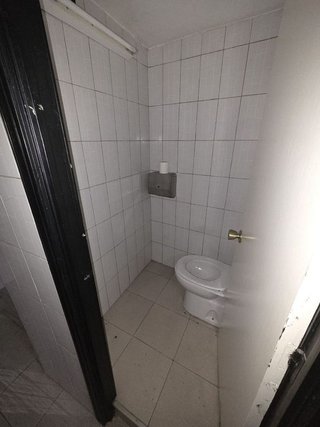 Local comercial en venta en Milán - Pumarín - Teatinos en Oviedo
