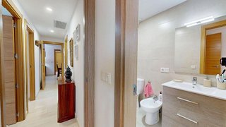 Piso en venta en Poniente-Norte - Miralbaida - Parque Azahara en Córdoba
