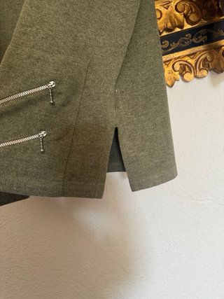 Sudadera SAWARA verde militar cremallera