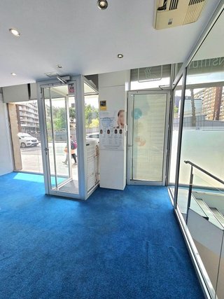 Local comercial en alquiler en Les Corts en Barcelona