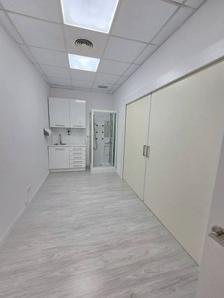 Local comercial en alquiler en Les Corts en Barcelona