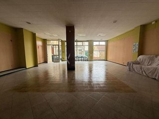 Local comercial en venta en Boiro