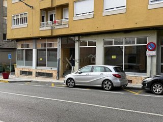 Local comercial en venta en Boiro