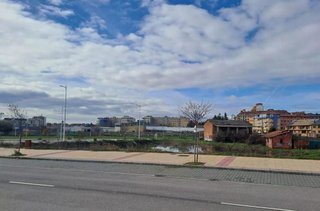 Solar en venta en San Mamés - La Palomera en León