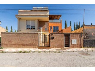 Piso en venta en Zubia (La)