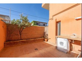 Piso en venta en Zubia (La)