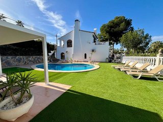 Chalet en venta en Campos de Golf - Villa Martin - Los Dolses en Orihuela