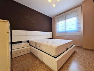 Piso en alquiler en Avda. de Abril. - 9 de octubre en Sagunto