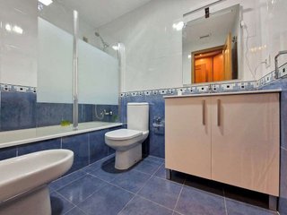 Piso en alquiler en Avda. de Abril. - 9 de octubre en Sagunto