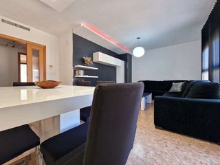 Piso en alquiler en Avda. de Abril. - 9 de octubre en Sagunto