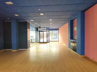 Local comercial en venta en Laviana