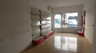 Local comercial en alquiler en Arrancapins en Valencia