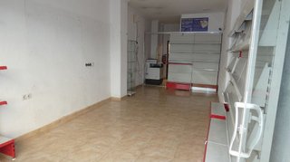 Local comercial en alquiler en Arrancapins en Valencia