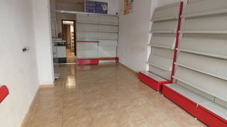 Local comercial en alquiler en Arrancapins en Valencia