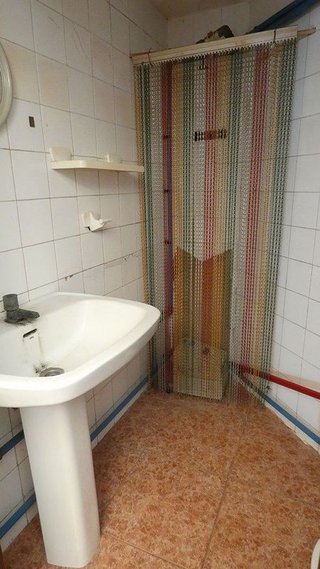 Local comercial en alquiler en Arrancapins en Valencia