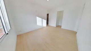Piso en venta en Les Planes en Hospitalet de Llobregat, L´