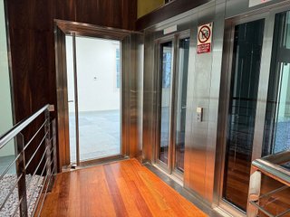 Oficina en alquiler en L'Antiga Esquerra de l'Eixample en Barcelona