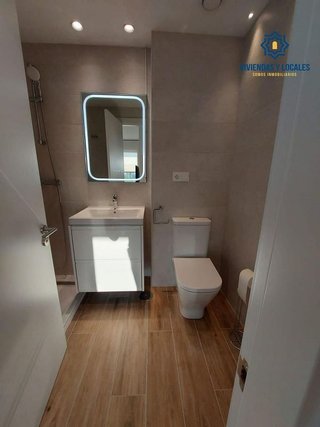 Piso en alquiler en Camino de Ronda - Rosaleda en Granada