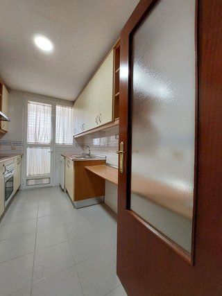 Piso en alquiler en Colores - Entreparques en Sevilla