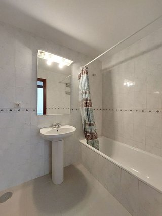 Piso en alquiler en Colores - Entreparques en Sevilla