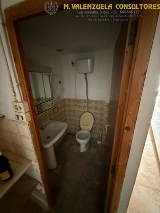 Local comercial en venta en El Carmen en Manises