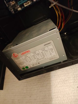 PC Nox i3 Negro y Rojo