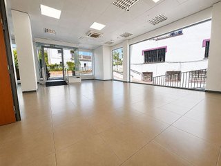 Local comercial en venta en Benahavís