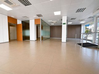 Local comercial en venta en Benahavís