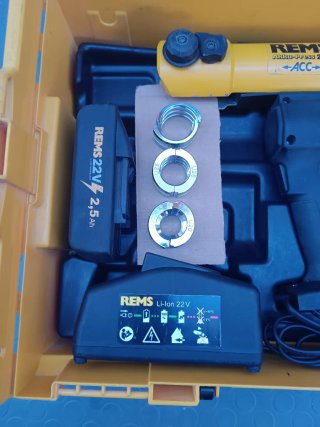 REMS AKKU-PRESS 22V