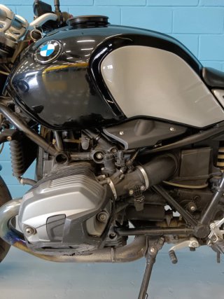 BMW R Nine T
