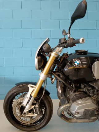 BMW R Nine T