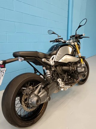 BMW R Nine T