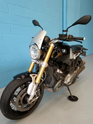BMW R Nine T