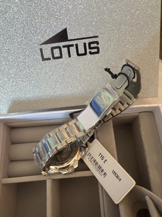 Reloj Lotus Plateado