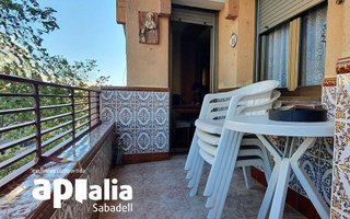 Piso en venta en Creu de Barberà en Sabadell