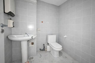 Local comercial en alquiler en Benicalap en Valencia