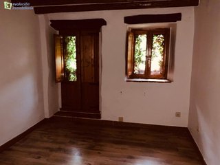 Casa adosada en venta en Valle de Mena