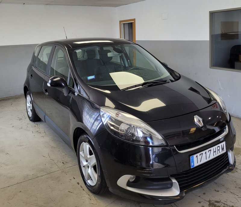 Renault Scenic 2013 - foto 1