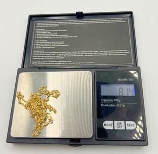 Cadena forzada de oro de 18k. Peso: 8.14 gr.