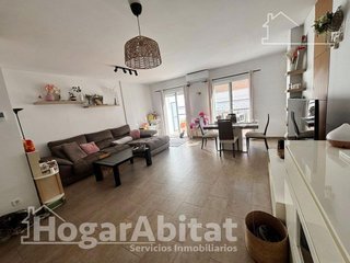 Casa adosada en venta en Centro en Chiva