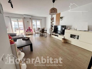 Casa adosada en venta en Centro en Chiva